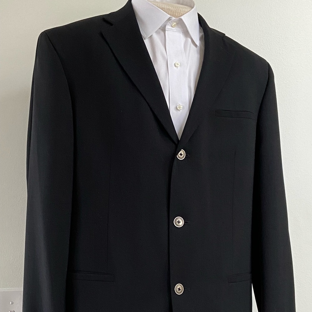 Geoffrey Beene 100% wool blazer.  Dark Gray. 44L